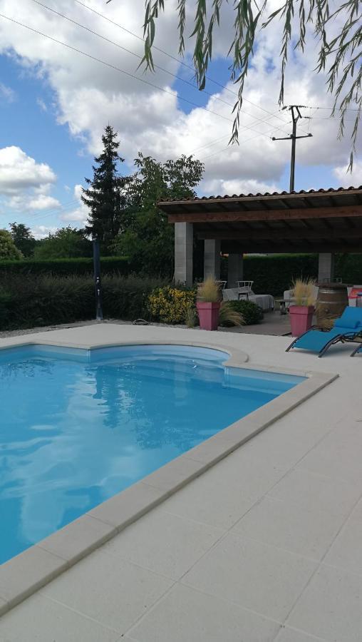 Le Cheminblanc Suite Parentale Saint-Sornin  Exterior foto